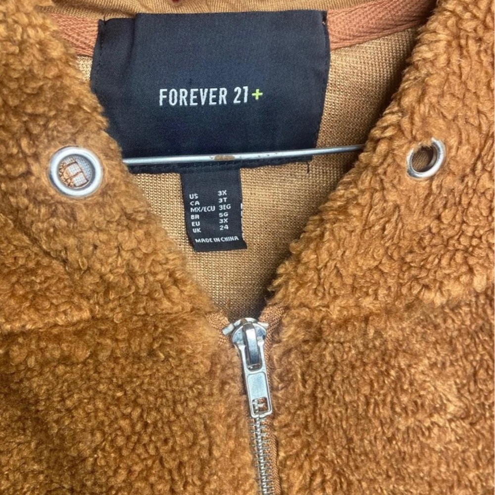 fleece jacket - Picture 3 of 4